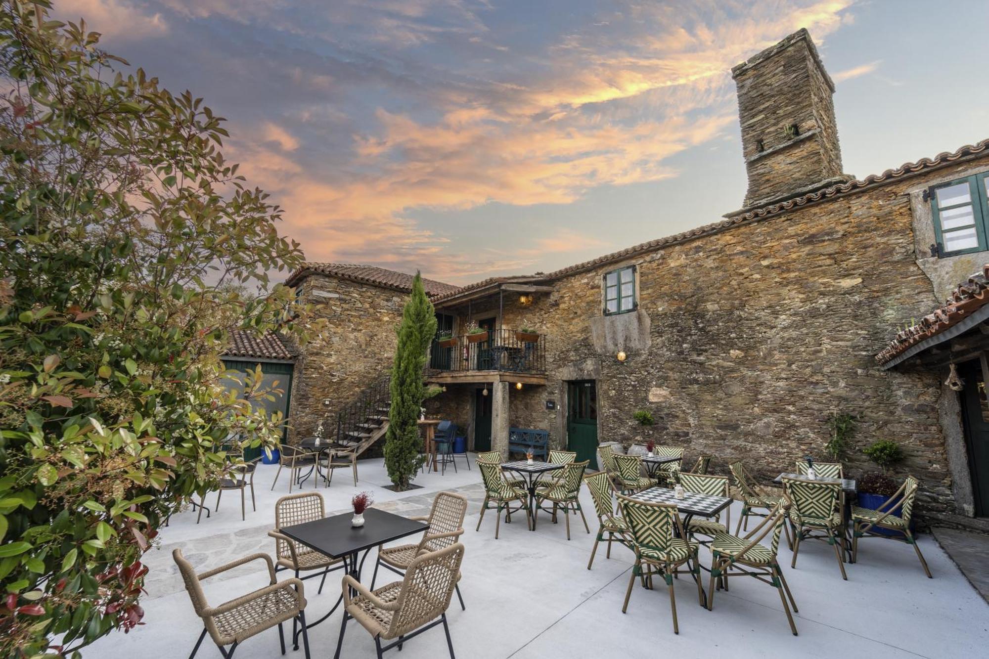 Casa Rural Pineiro, De Vila Sen Vento Guest House O Pedrouzo Bagian luar foto